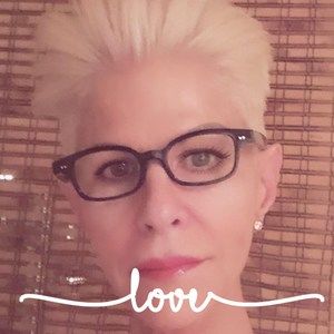 Meet your Posher, Michele